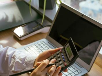 Kauffrau/Kaufmann 50 % für unser Abteilungssekretariat